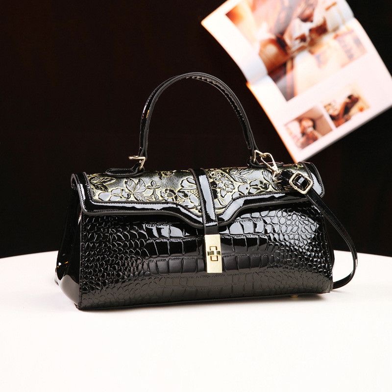 کیف  چرم زنانه وارداتی کد6697
