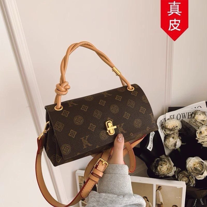 کیف چرم زنانه مستر کوالیتی کد 1080