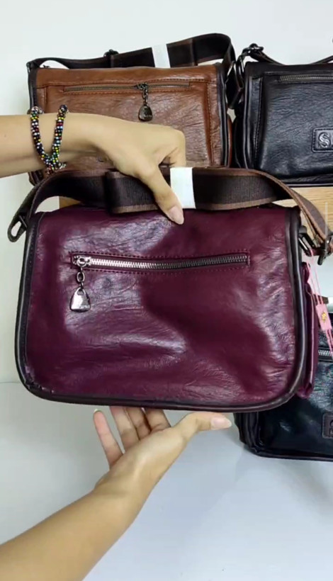 کیف چرم زنانه برند کانگرو وارداتی کد 8835