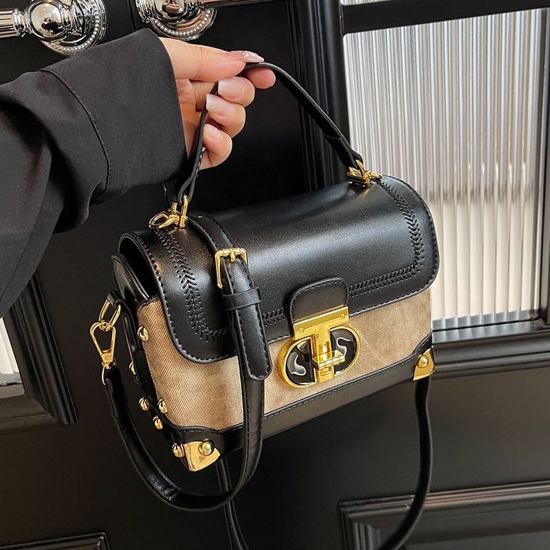 کیف صندوقی مشکی زنانه  وارداتی کد 453